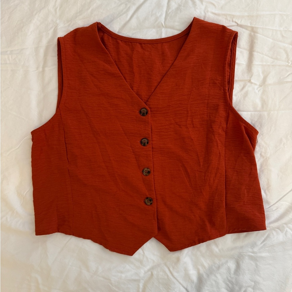 Sleeveless Rust Button-Up Top